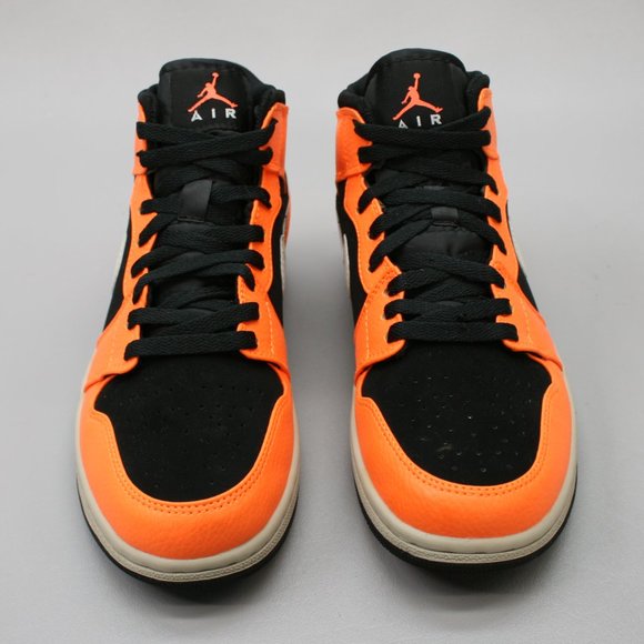 Nike Men\'s 7 Air Jordan 1 Black Cone Light Bone Basketball Sneakers - 554724-062 main image 7